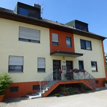 Apartment Nuernberg アパート *